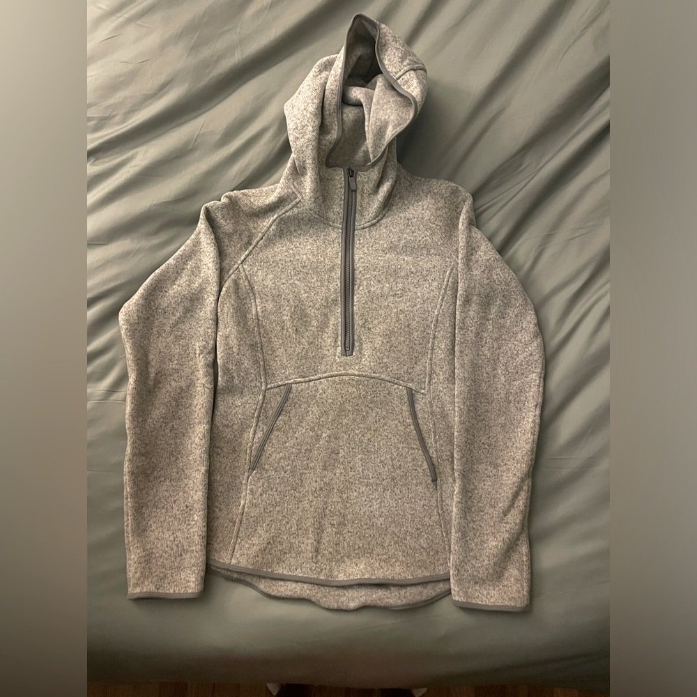 Fleece & Thank You Lululemon pullover gray size 4